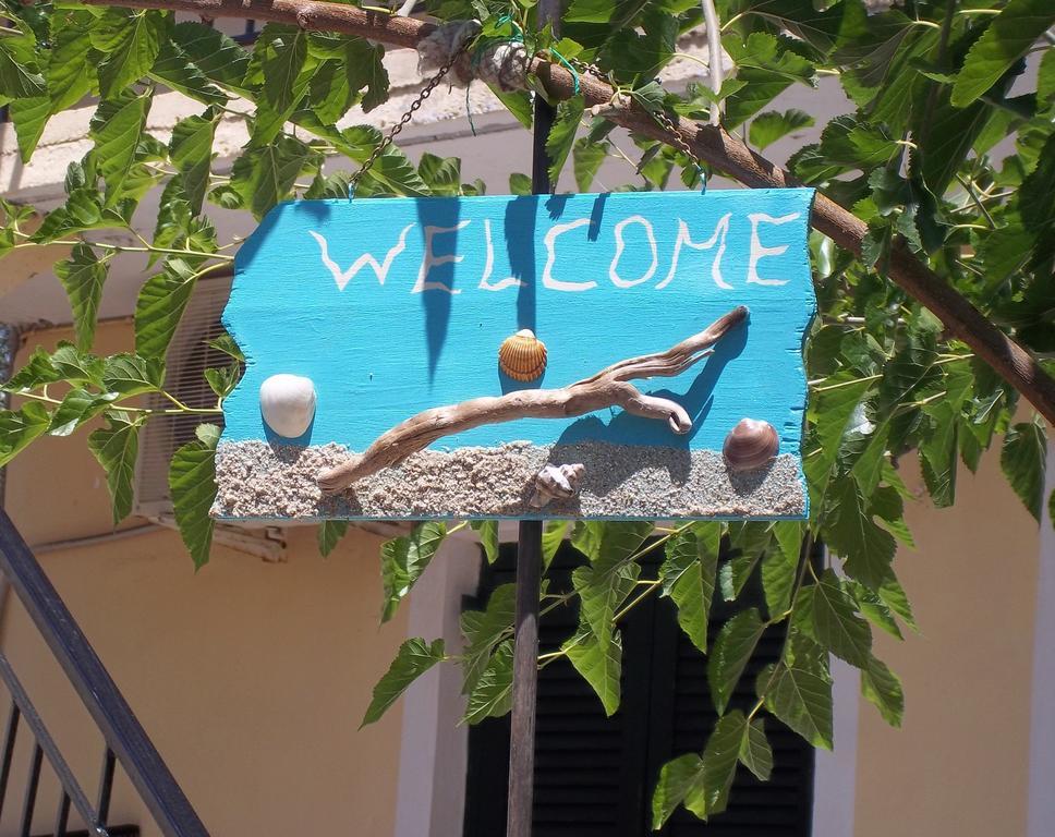 Διαμερίσματα εν λευκώ Τσουκαλάδες Δωμάτιο φωτογραφία